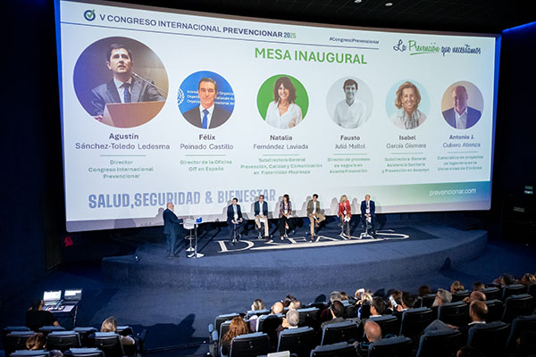 mesa_inaugural_congreso